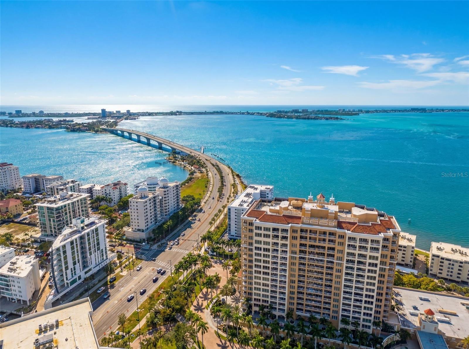 35 WATERGATE DR #1104
