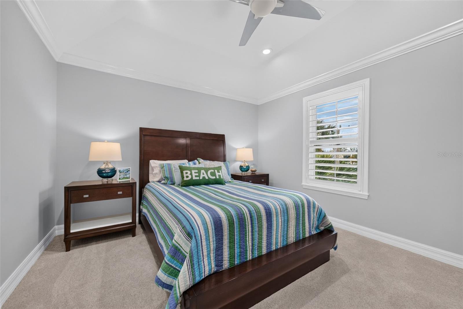70 ISLAND CIR
