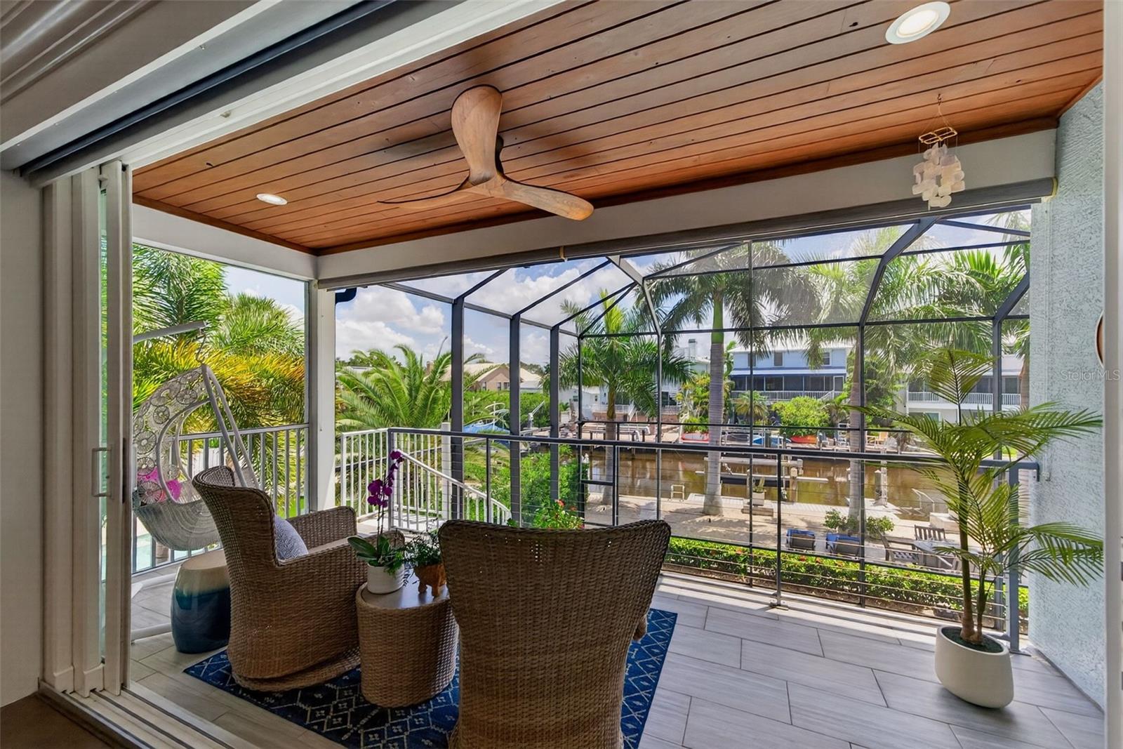 70 ISLAND CIR
