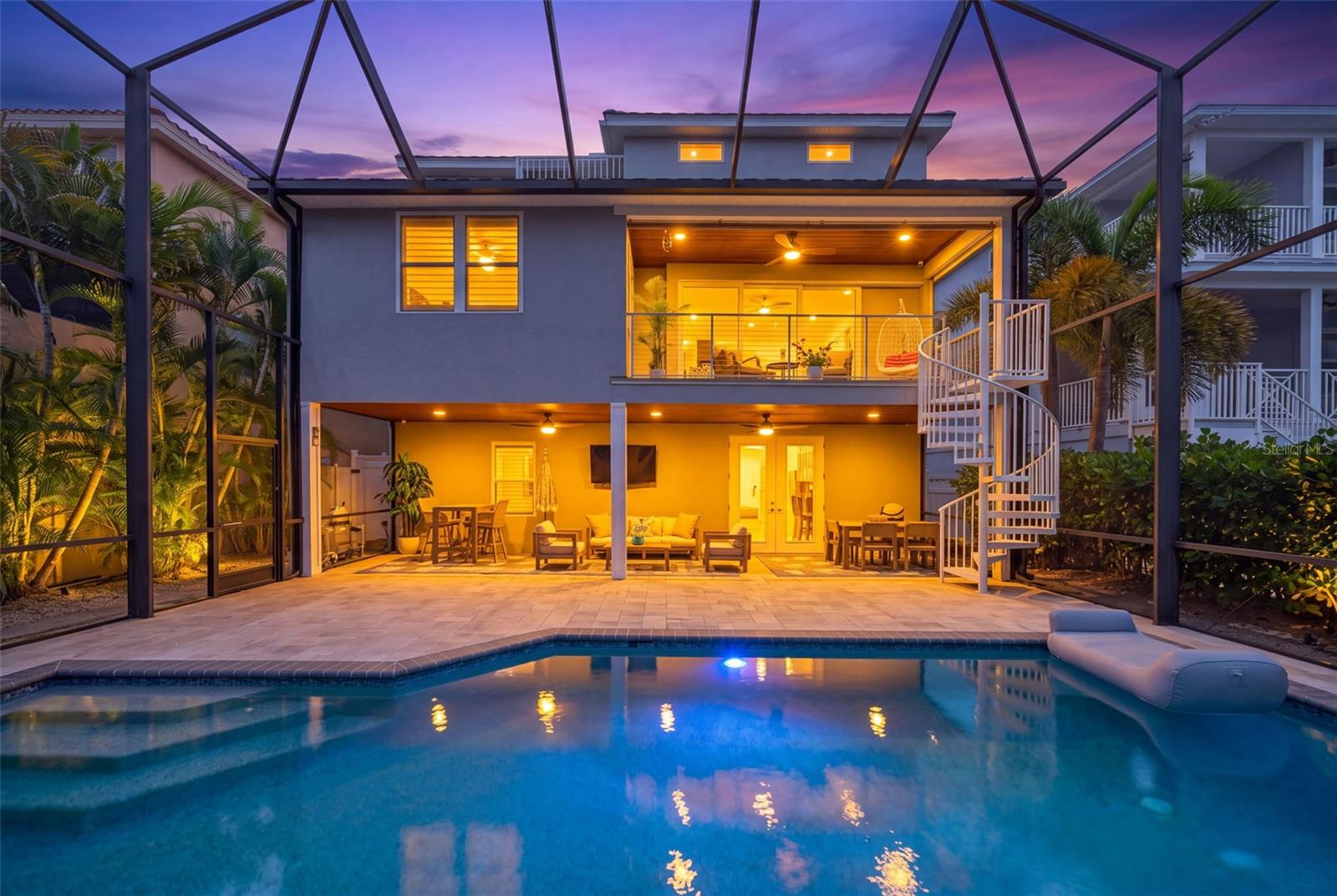 70 ISLAND CIR