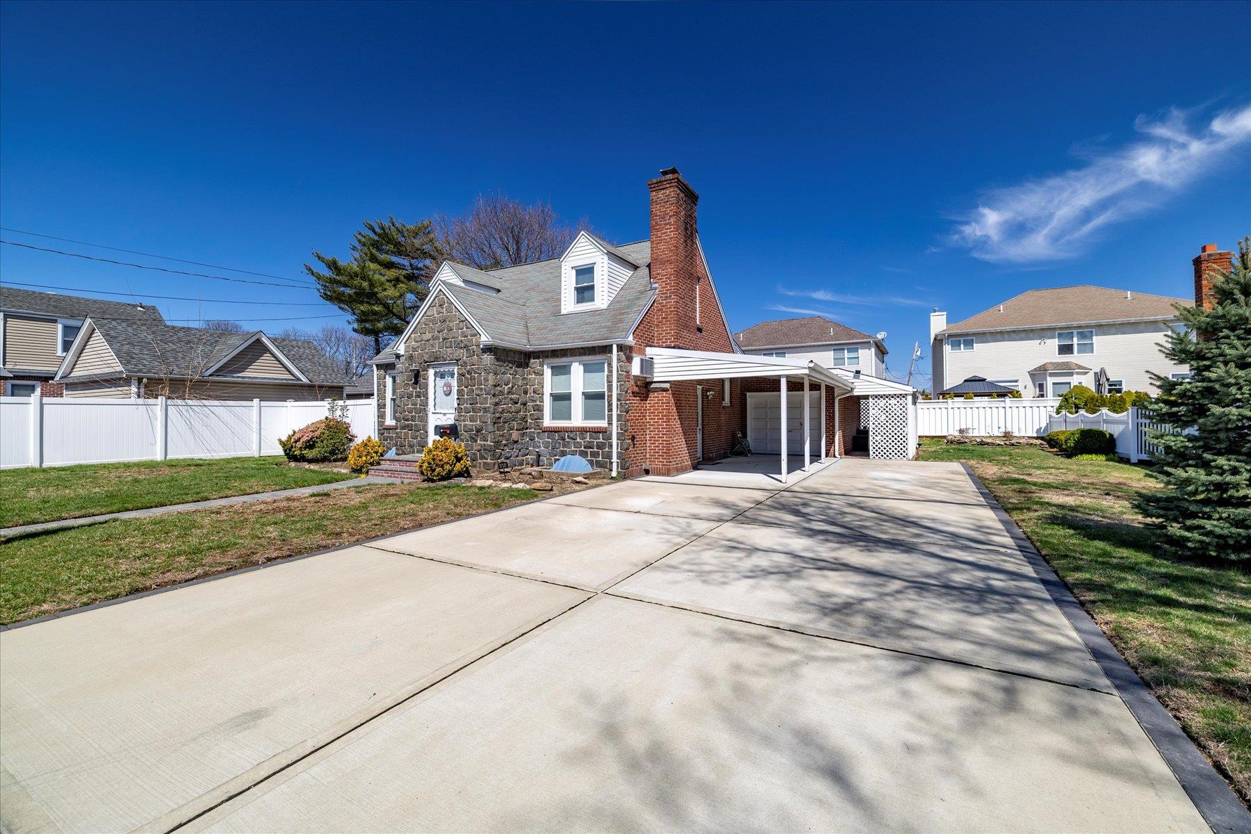 343 Gates Avenue