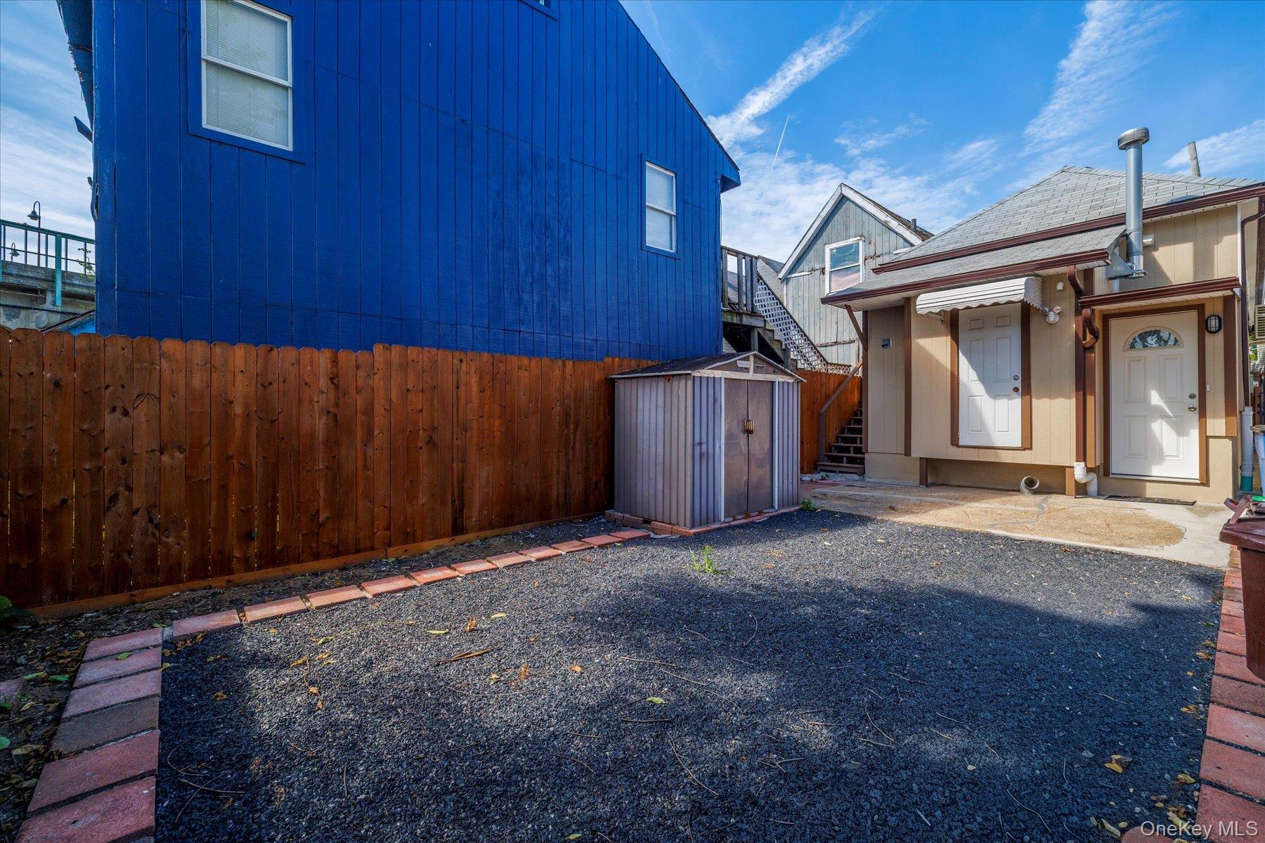 318-320 Beach 88th Street