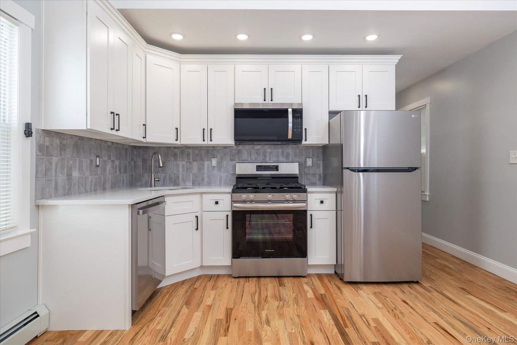 318-320 Beach 88th Street