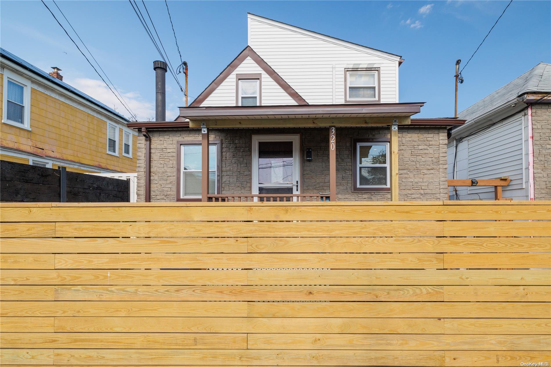 318-320 Beach 88th Street