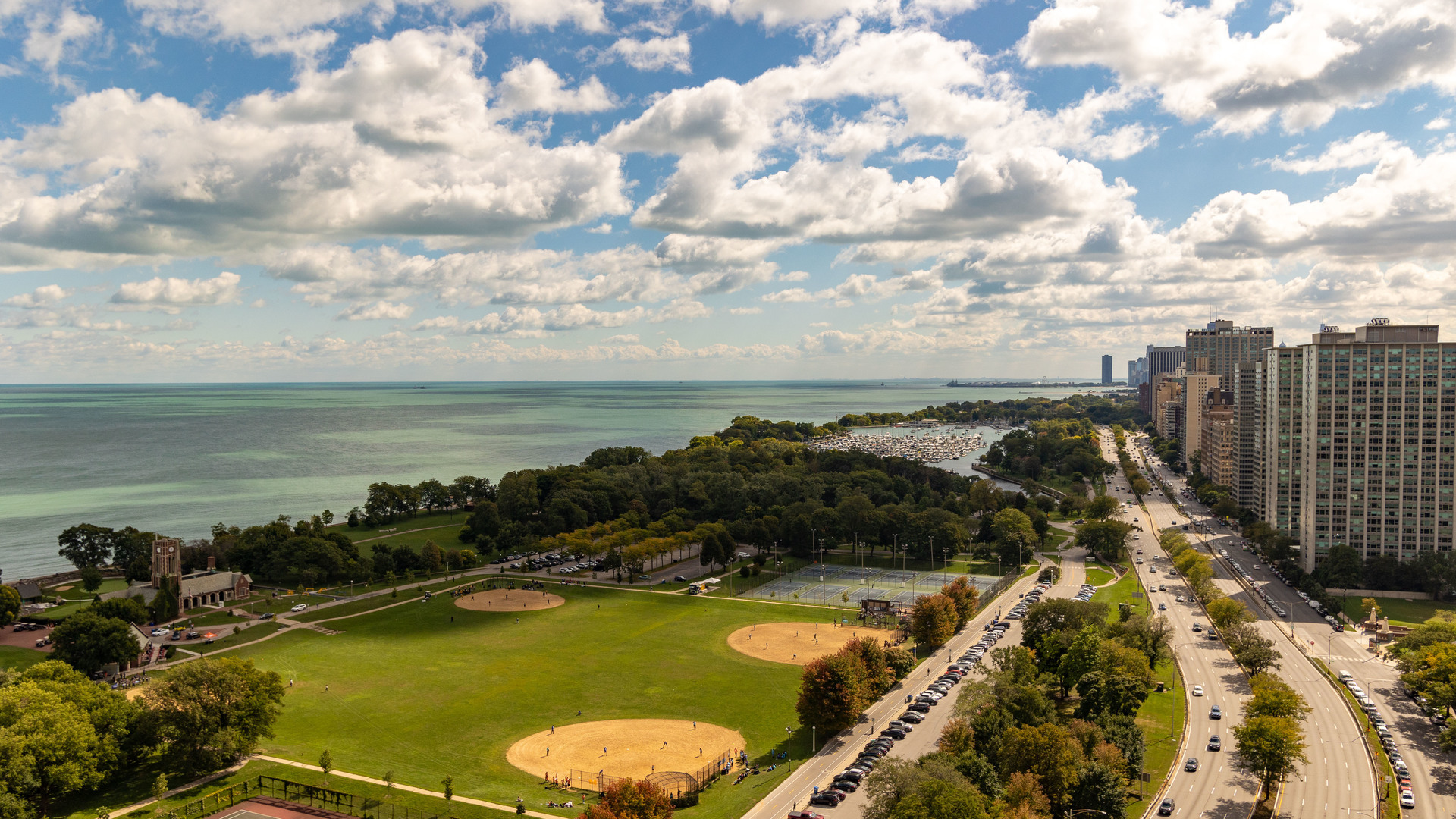 3900 N Lake Shore Drive Unit: 9D
