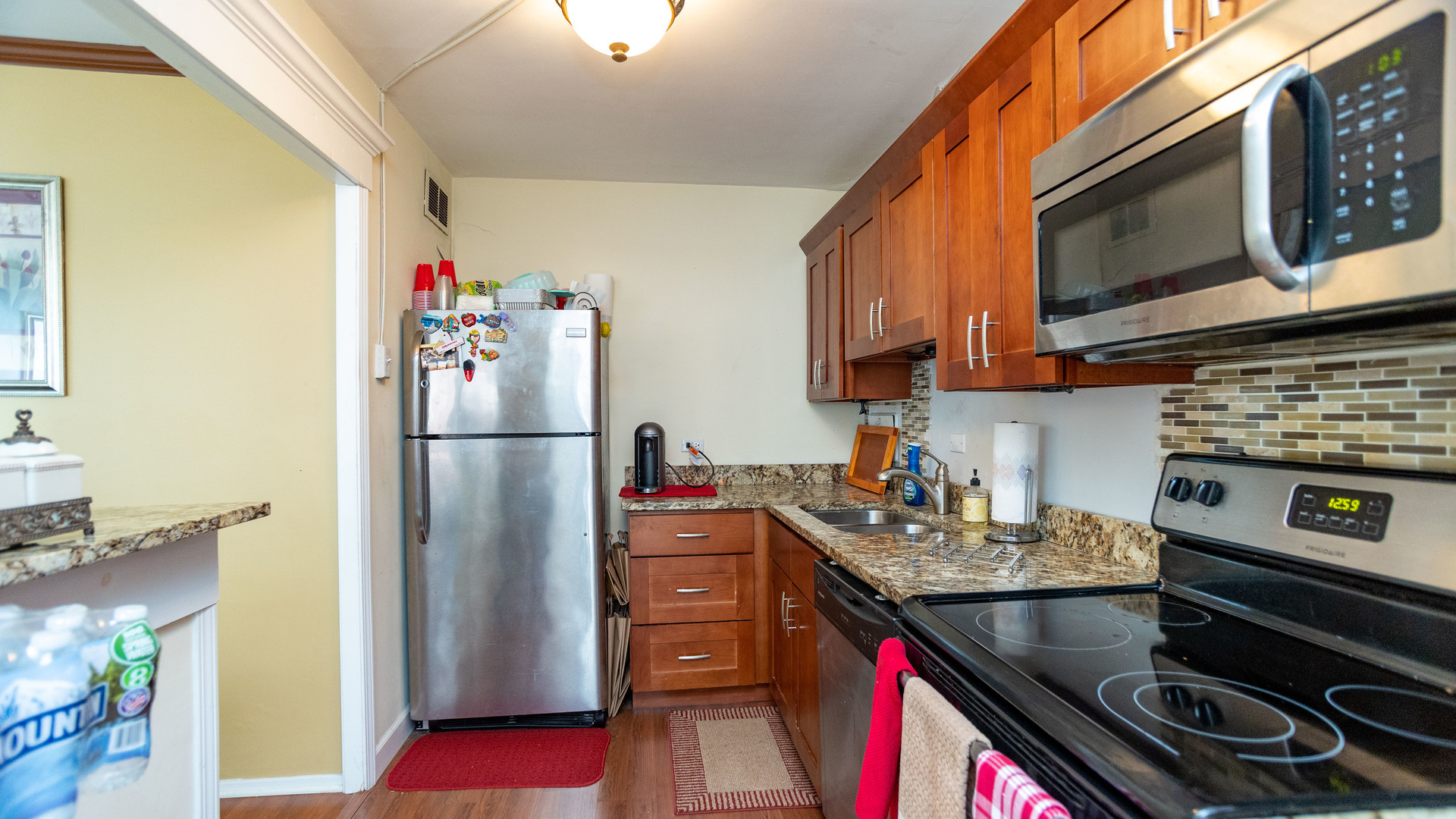 3900 N Lake Shore Drive Unit: 9D