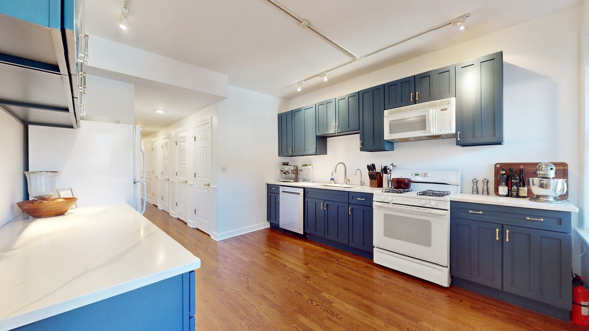 4507 N Magnolia Avenue Unit: 2S