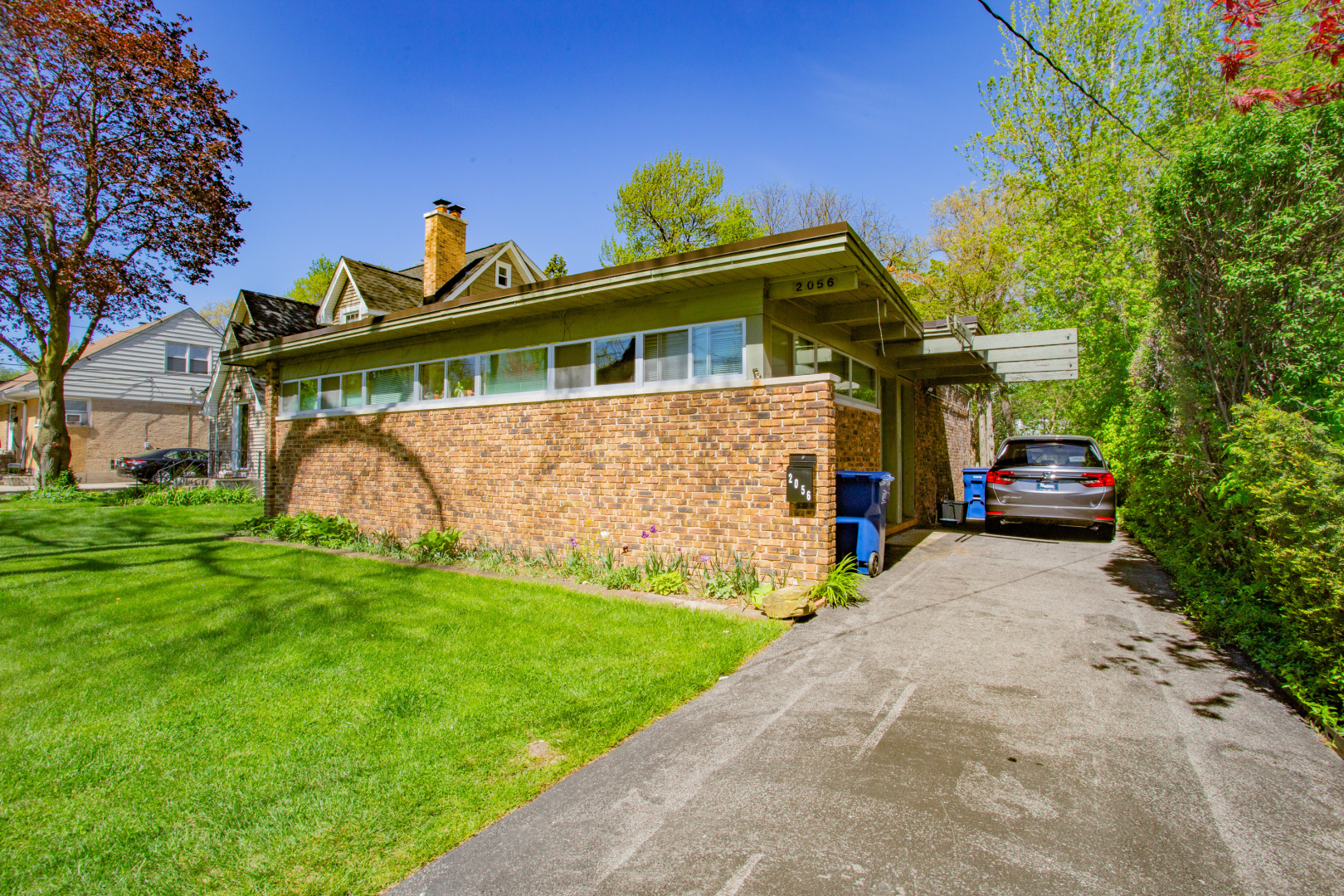 2056 Old Glenview Road
