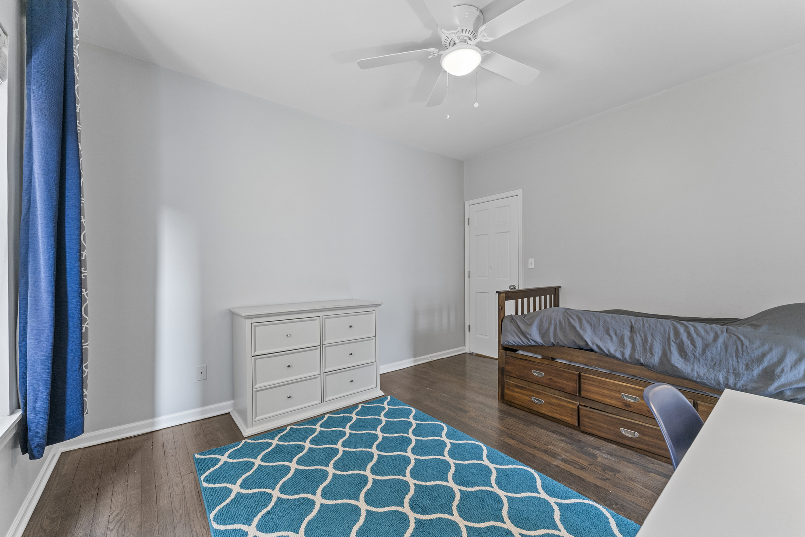 6351 N GLENWOOD Avenue Unit: 1S