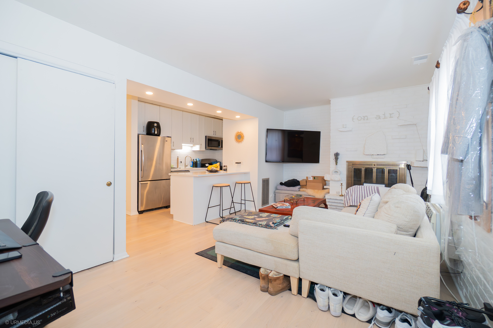 455 W Grant Place Unit: 9