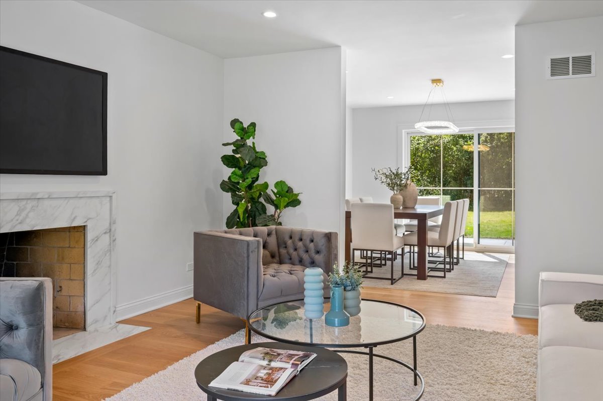 3031 Indianwood Road