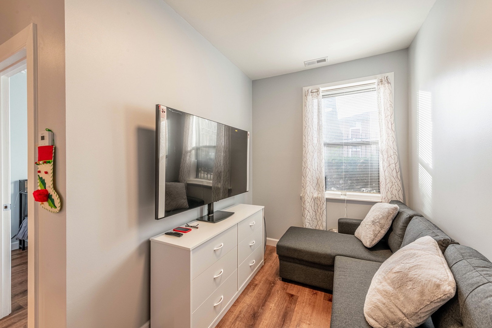 7331 N Honore Street Unit: GA