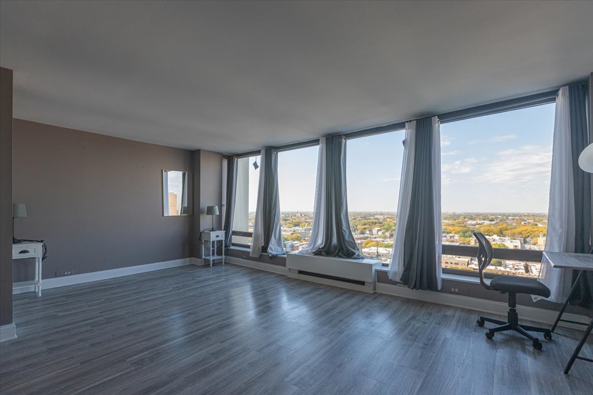 5445 N Sheridan Road Unit: 1905