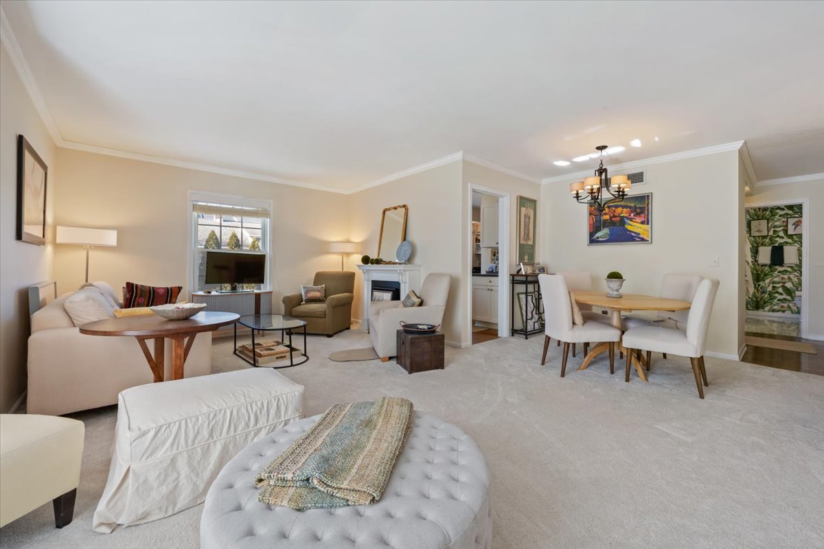 601 Ridge Road Unit: 202