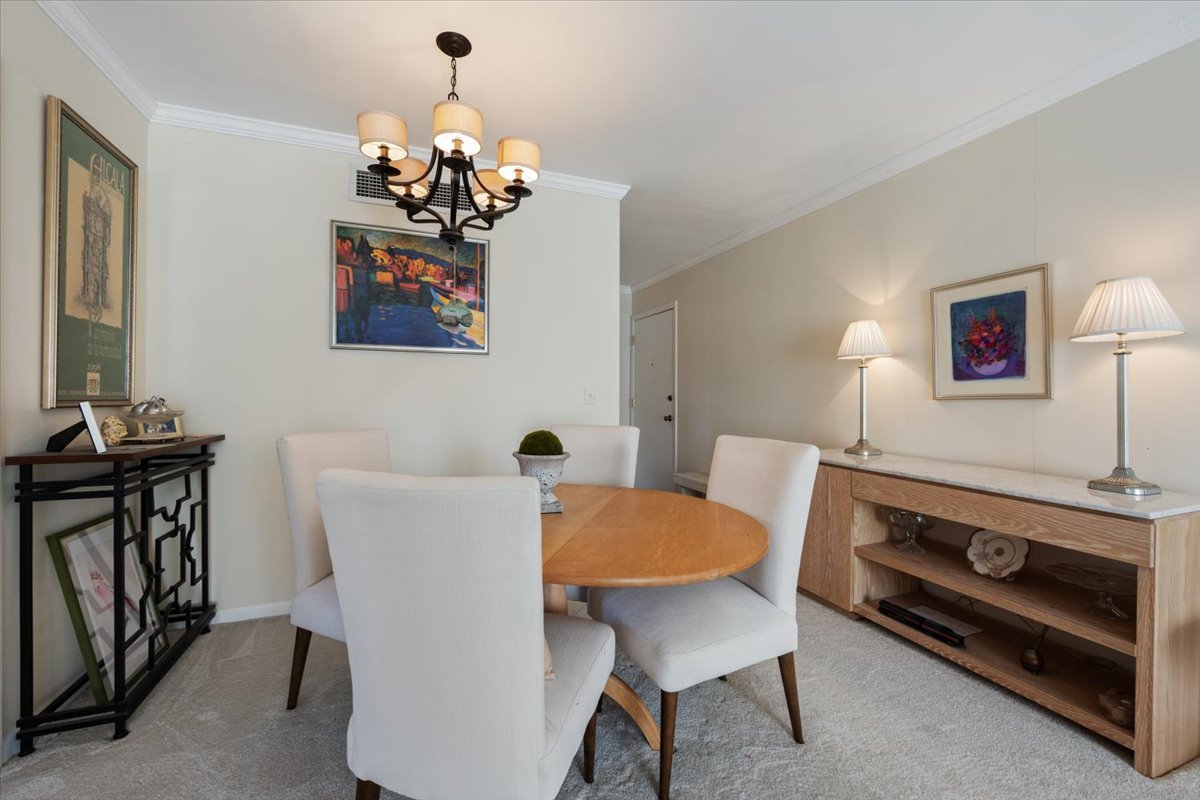 601 Ridge Road Unit: 202