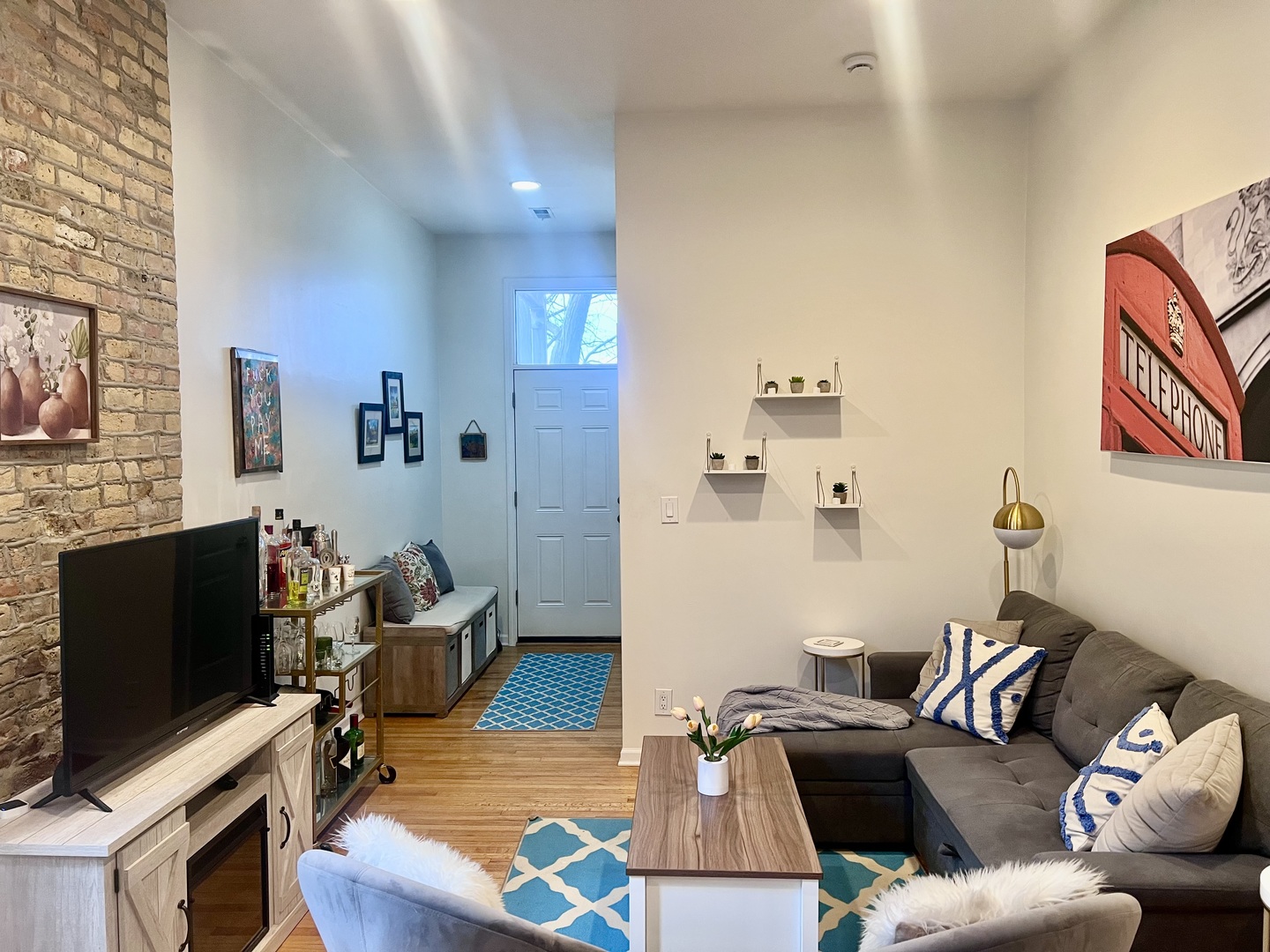 1421 W HURON Street Unit: 2R