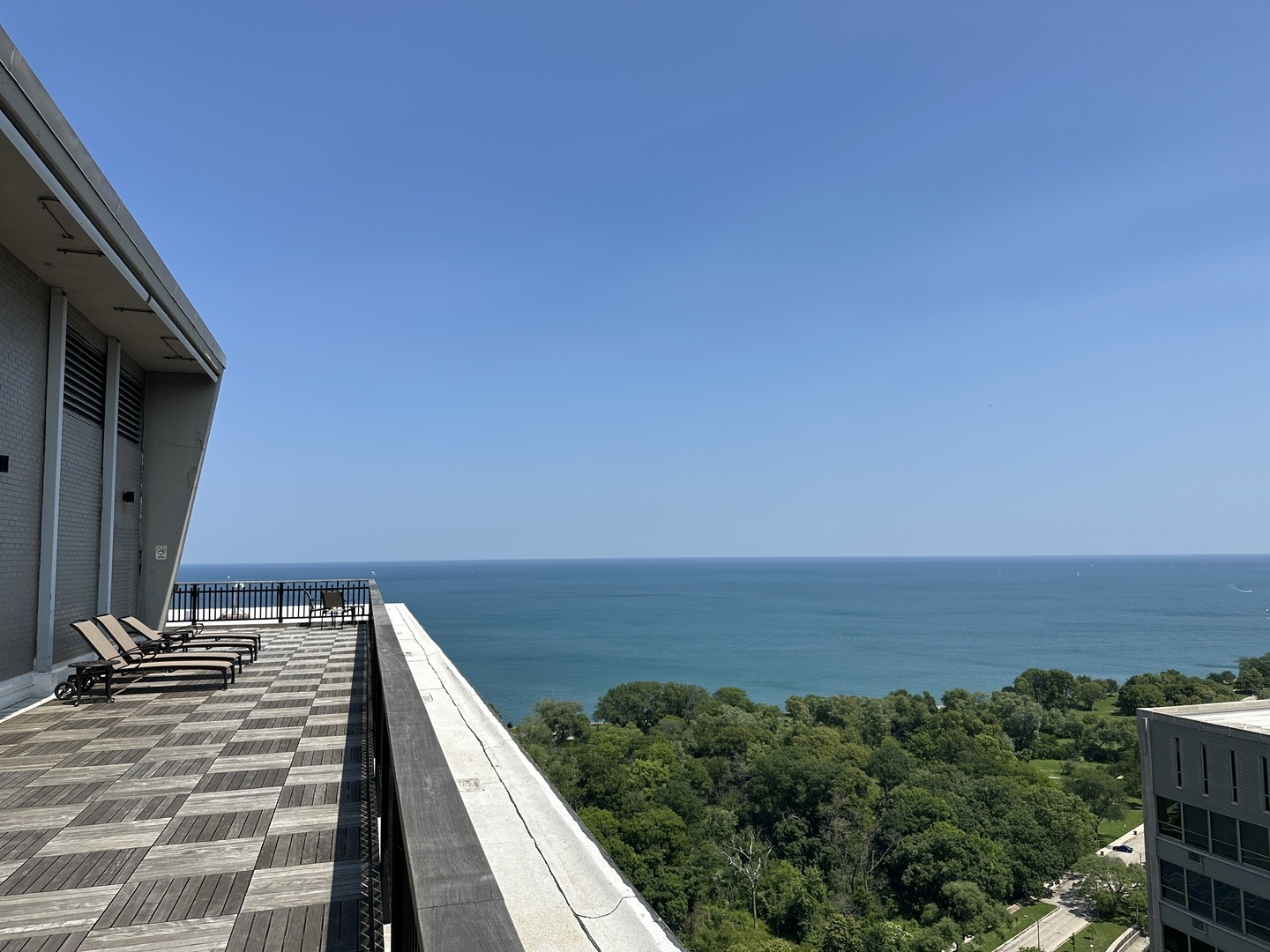 3600 N Lake Shore Drive Unit: 1504