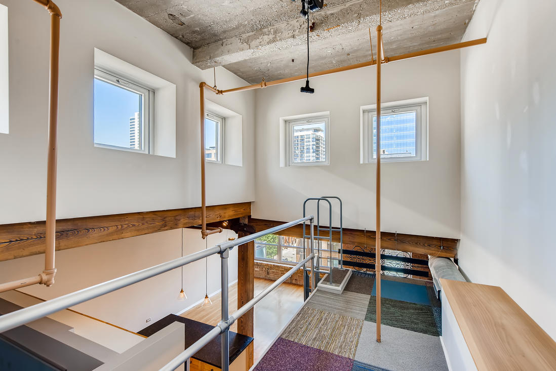333 S Desplaines Street Unit: 704