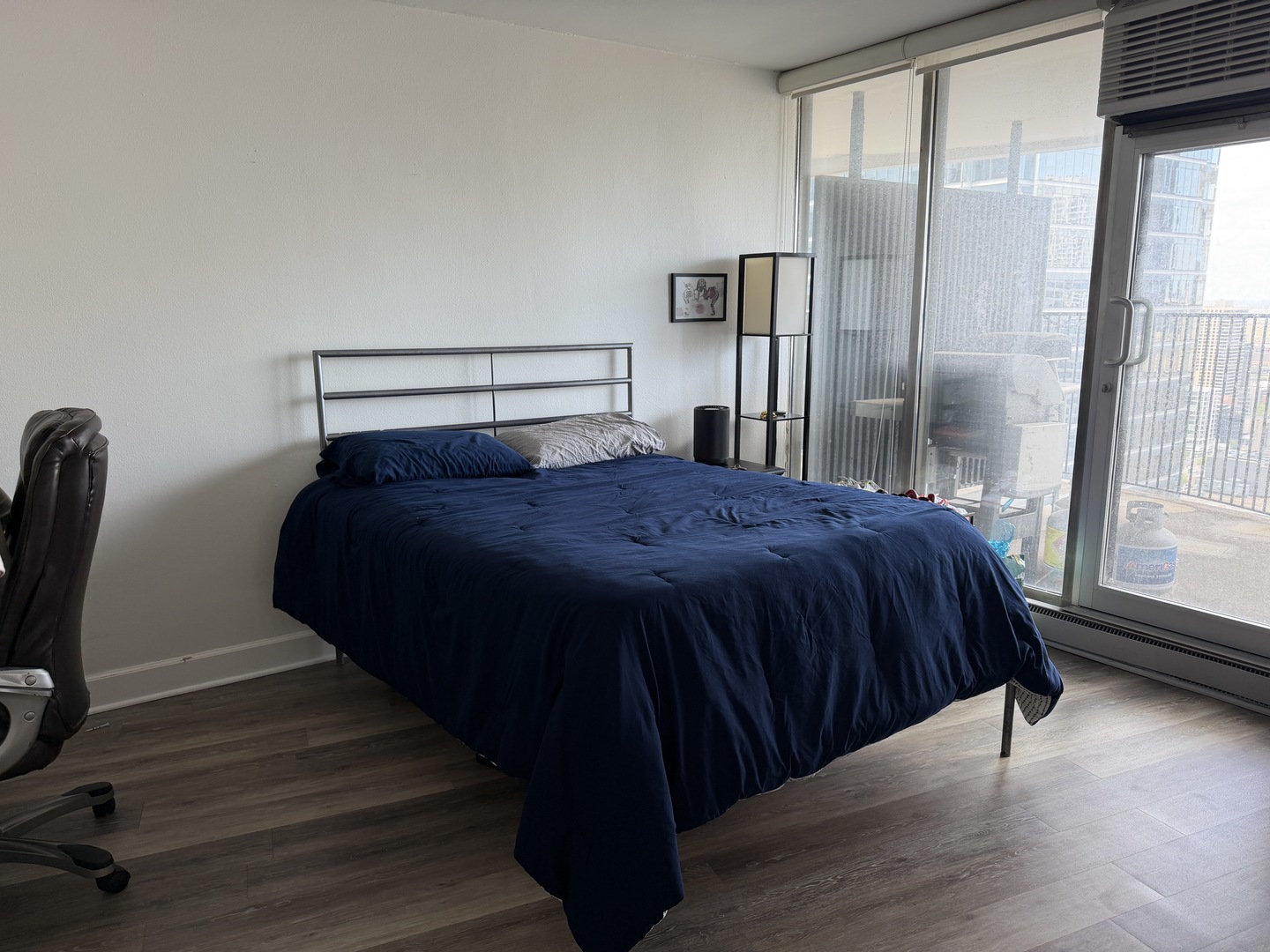 300 N STATE Street Unit: 4206