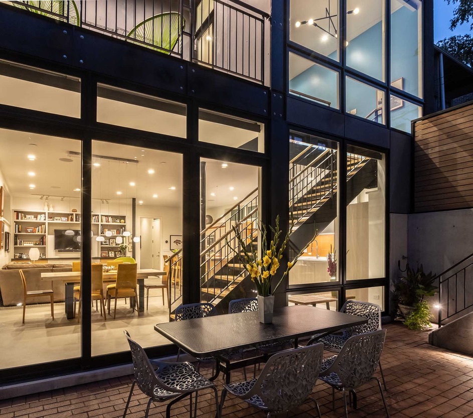 5945 N Magnolia Avenue Unit: 101