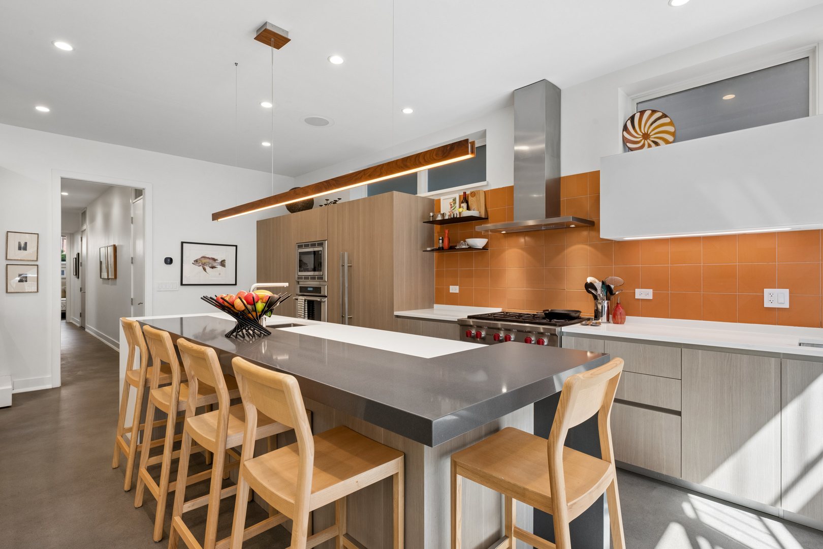 5945 N Magnolia Avenue Unit: 101
