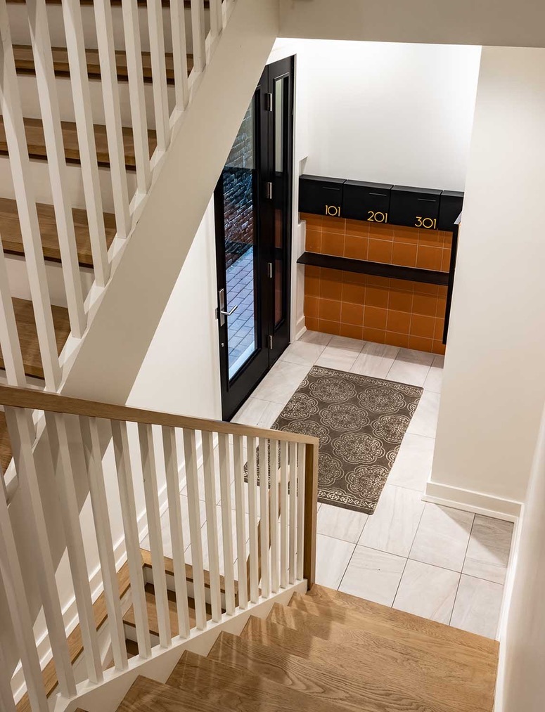 5945 N Magnolia Avenue Unit: 101