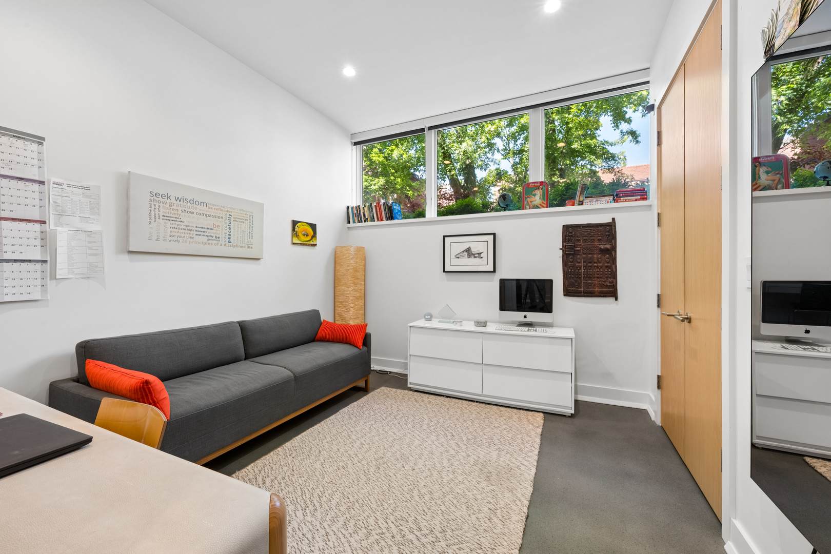 5945 N Magnolia Avenue Unit: 101
