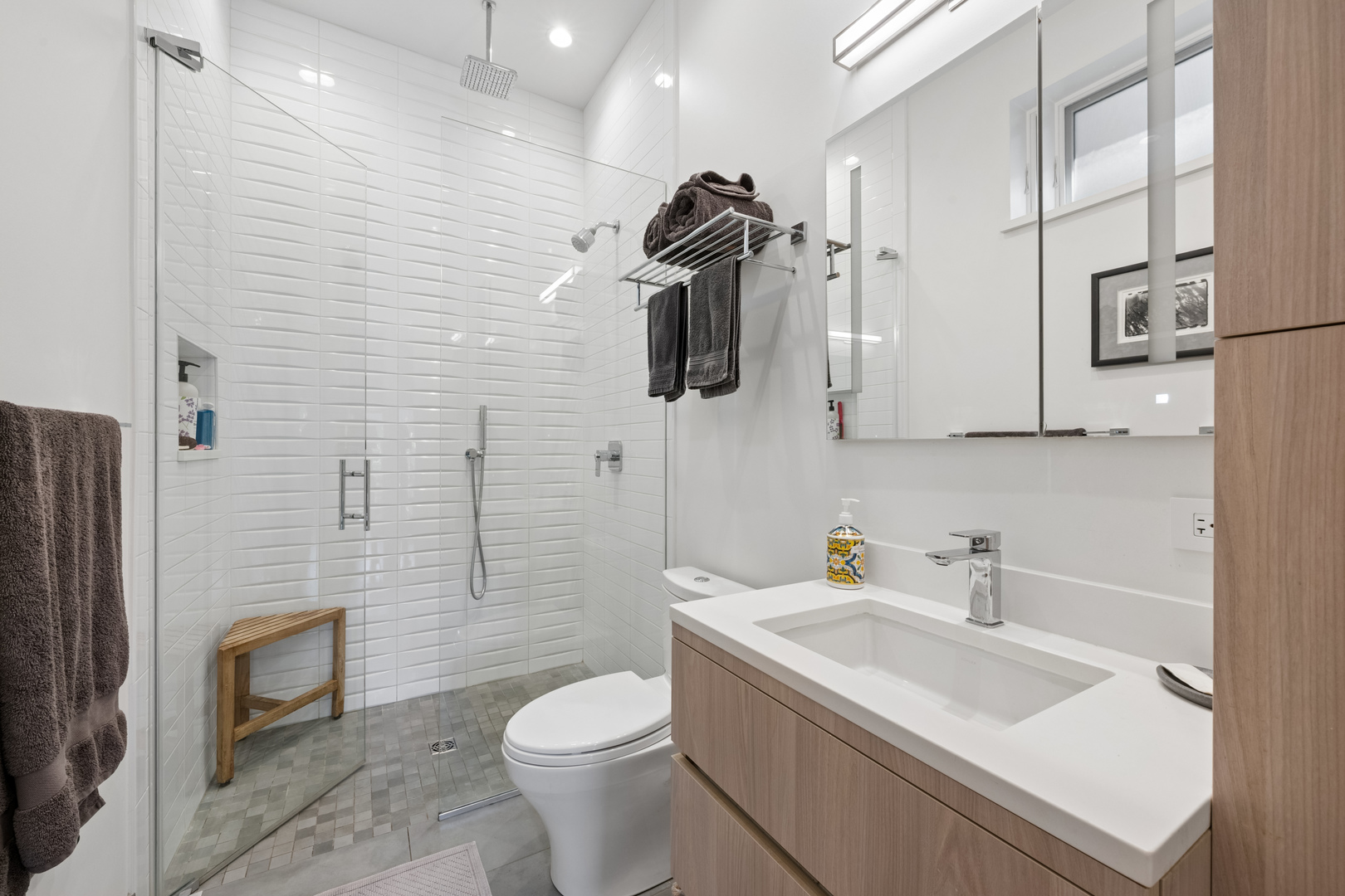 5945 N Magnolia Avenue Unit: 101