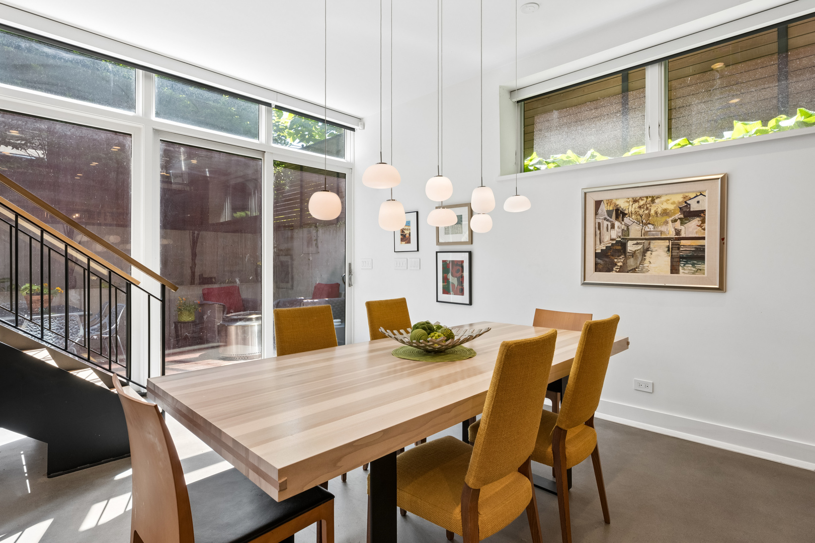 5945 N Magnolia Avenue Unit: 101