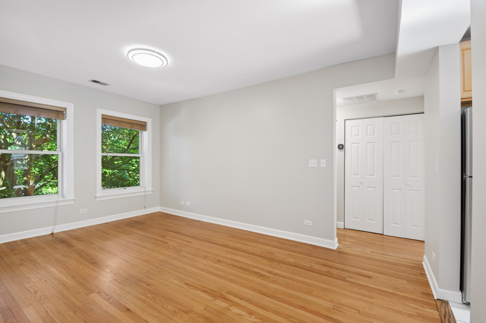 4740 N Hamilton Avenue Unit: 3