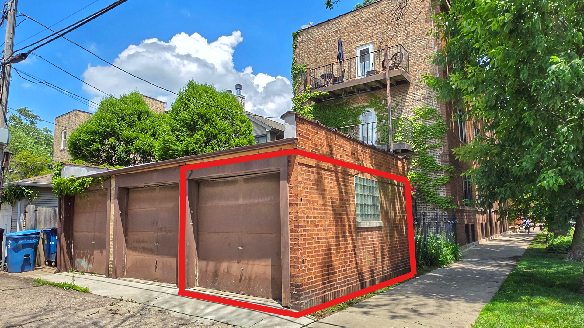 1700 W Summerdale Avenue Unit: 2