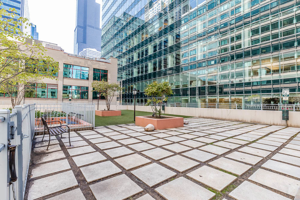 125 S Jefferson Street Unit: 601
