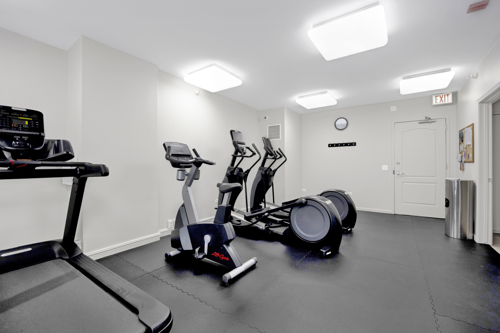 125 S Jefferson Street Unit: 601