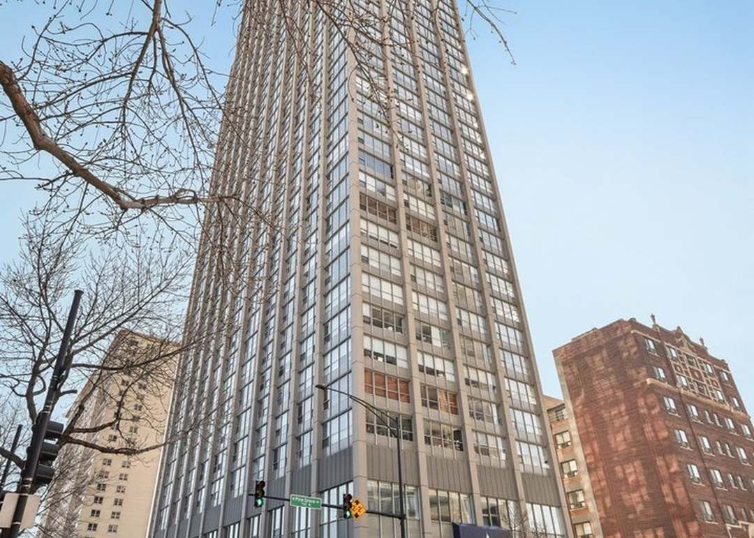 655 W Irving Park Road Unit: 4717
