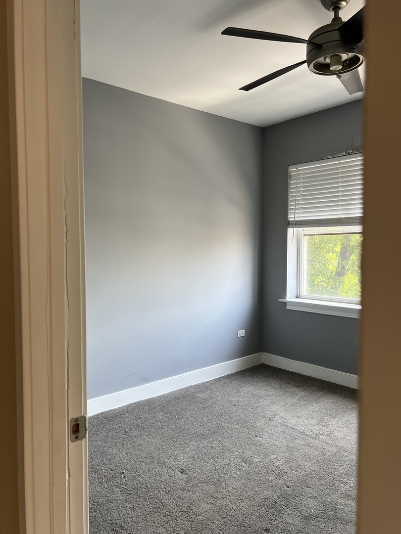 4159 W Fullerton Avenue Unit: 3