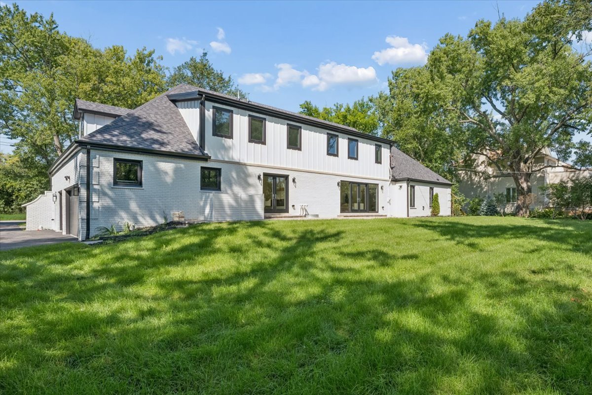 1975 Sunset Ridge Road