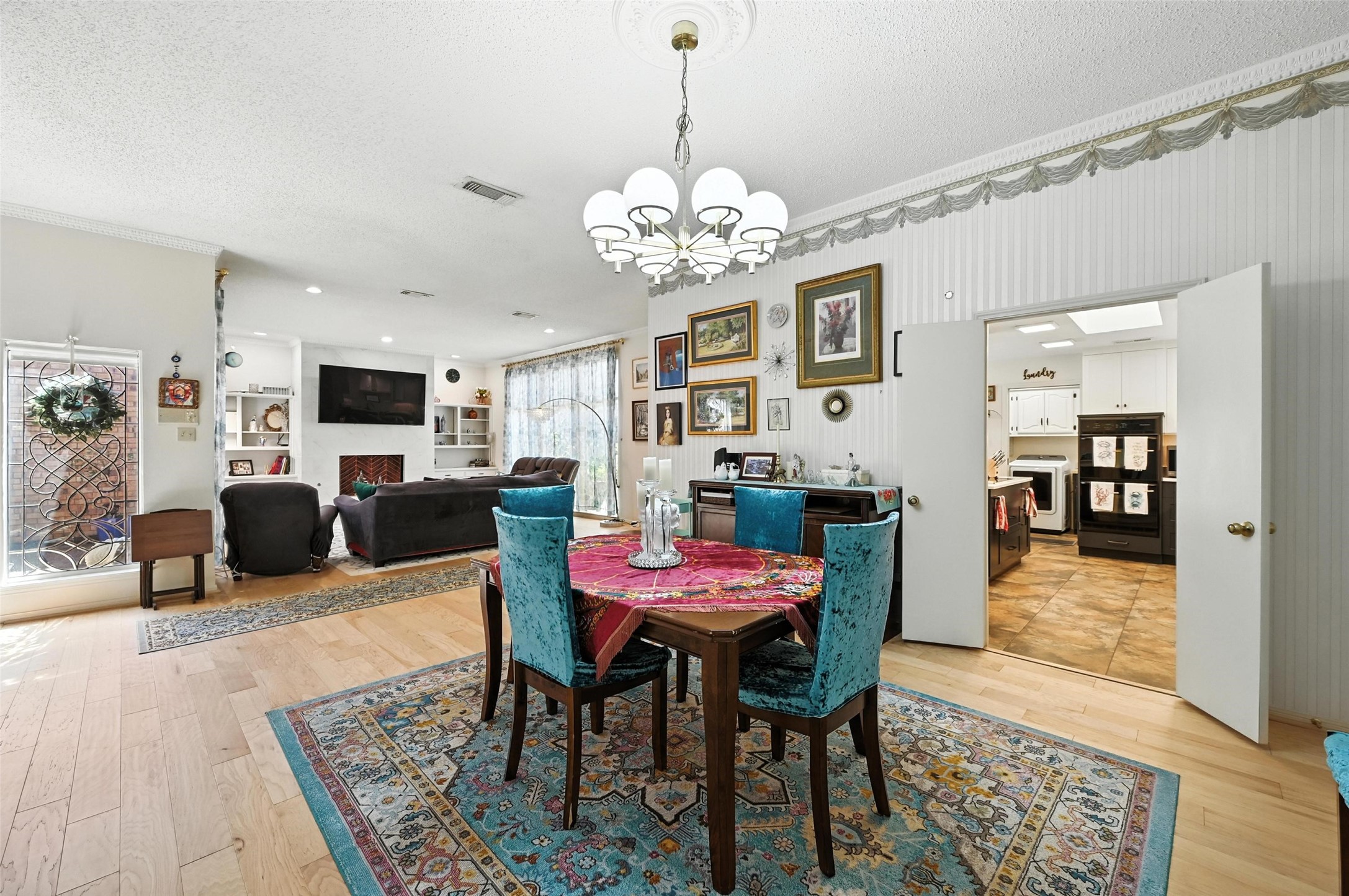 3222 Stonehenge Lane