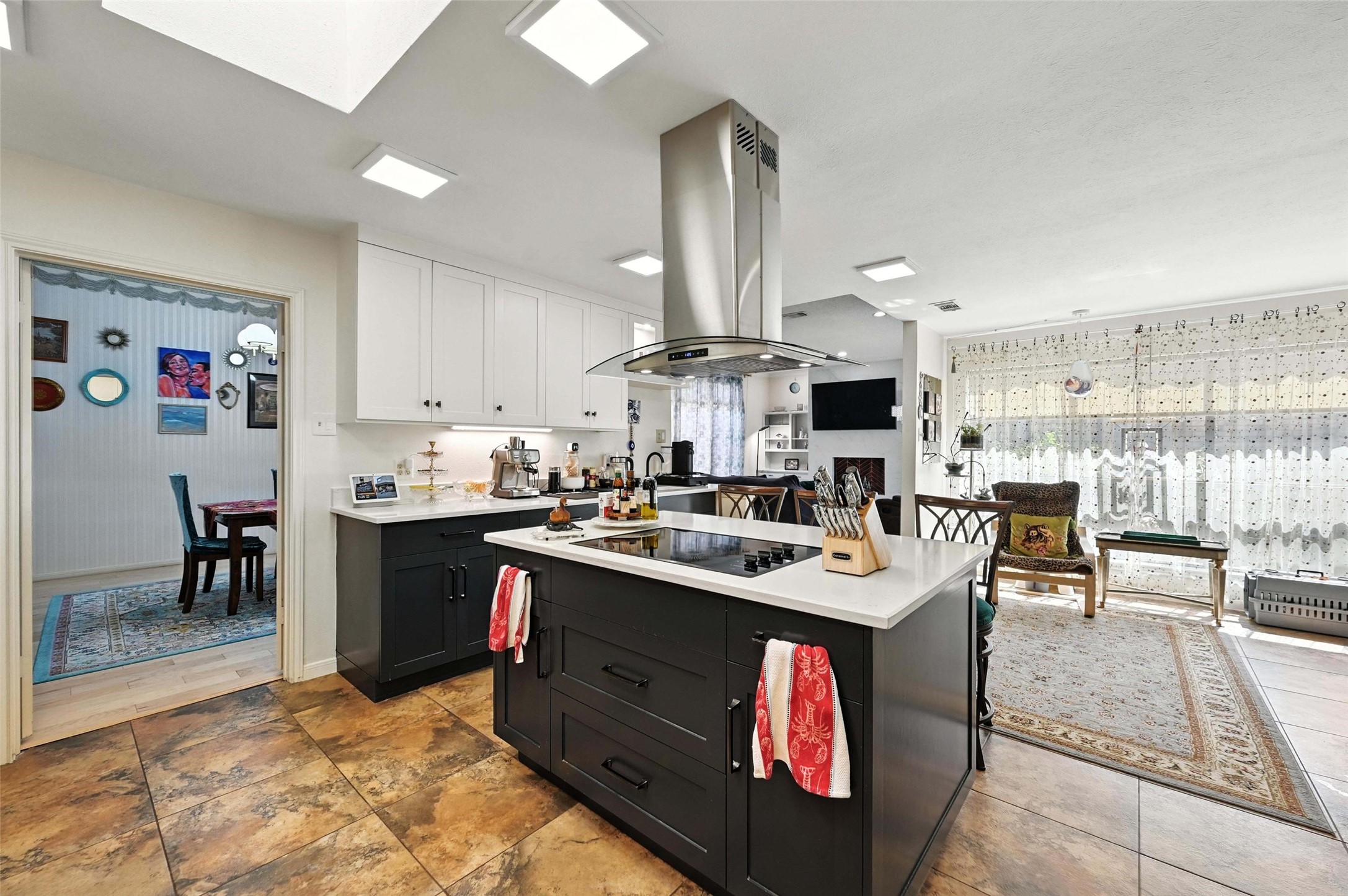 3222 Stonehenge Lane