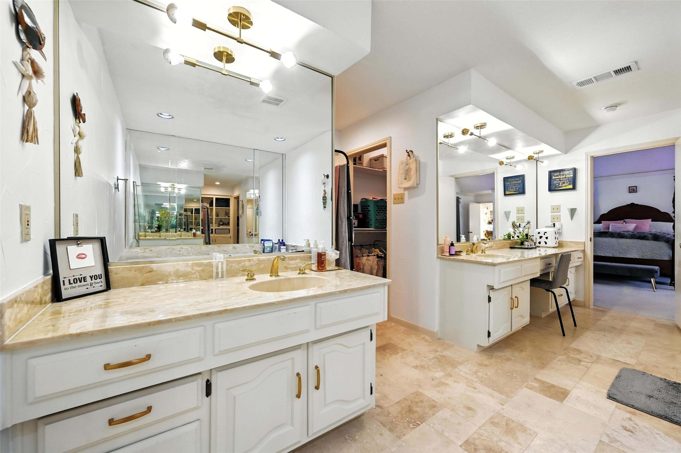 3222 Stonehenge Lane