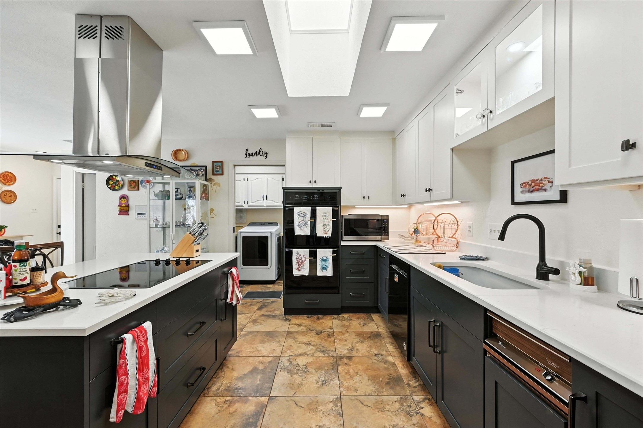 3222 Stonehenge Lane