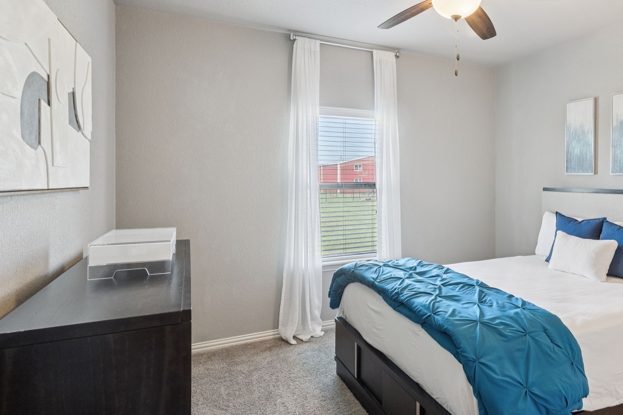 1020 Jesse James Lane