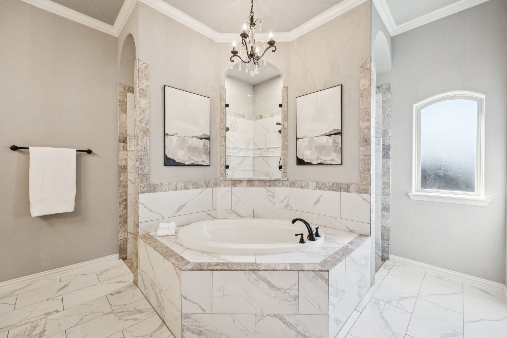1020 Jesse James Lane