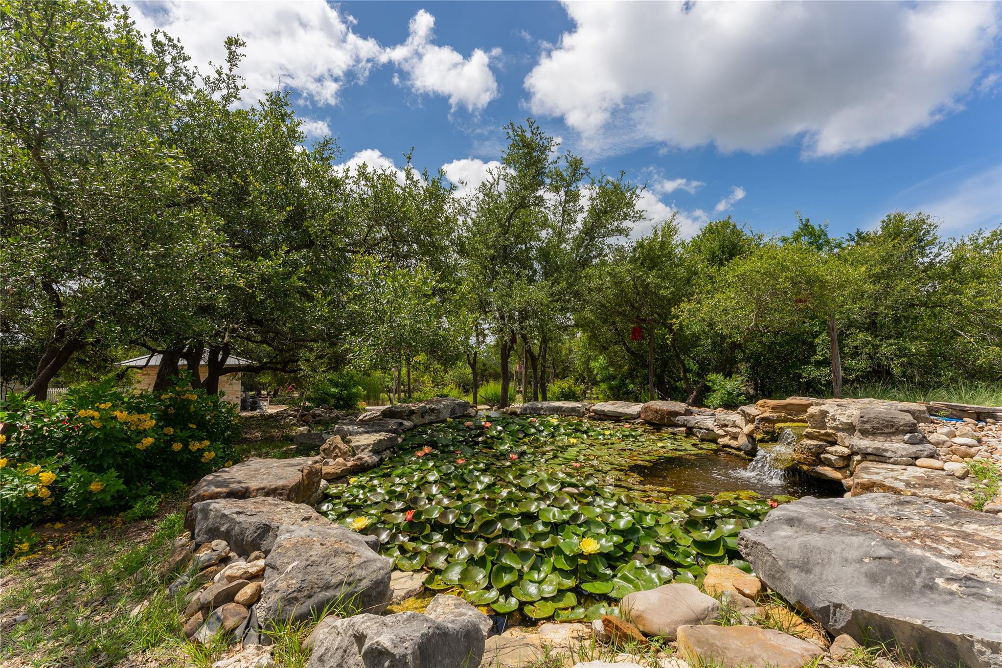 345 Leafdale TRL