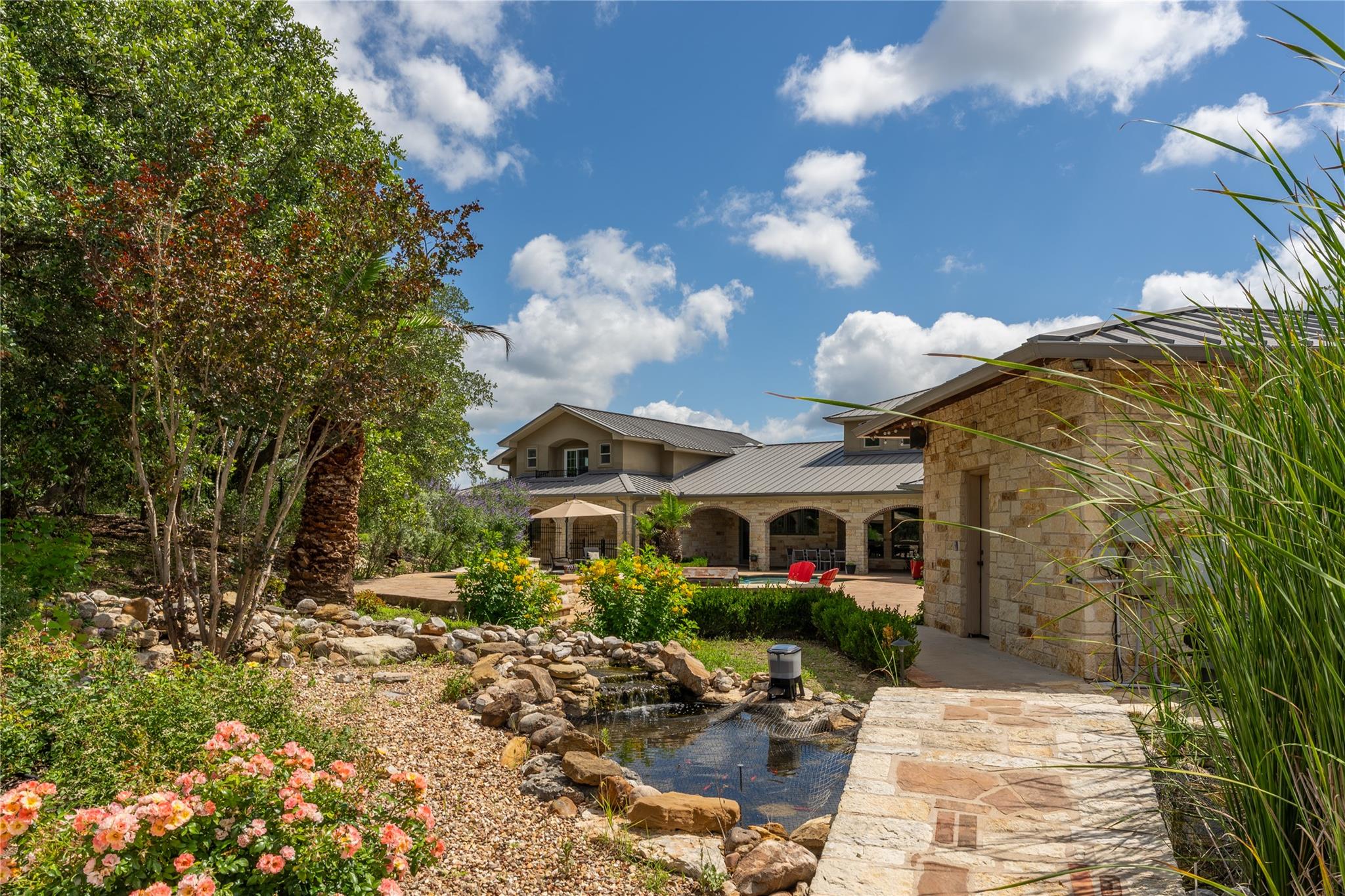 345 Leafdale TRL