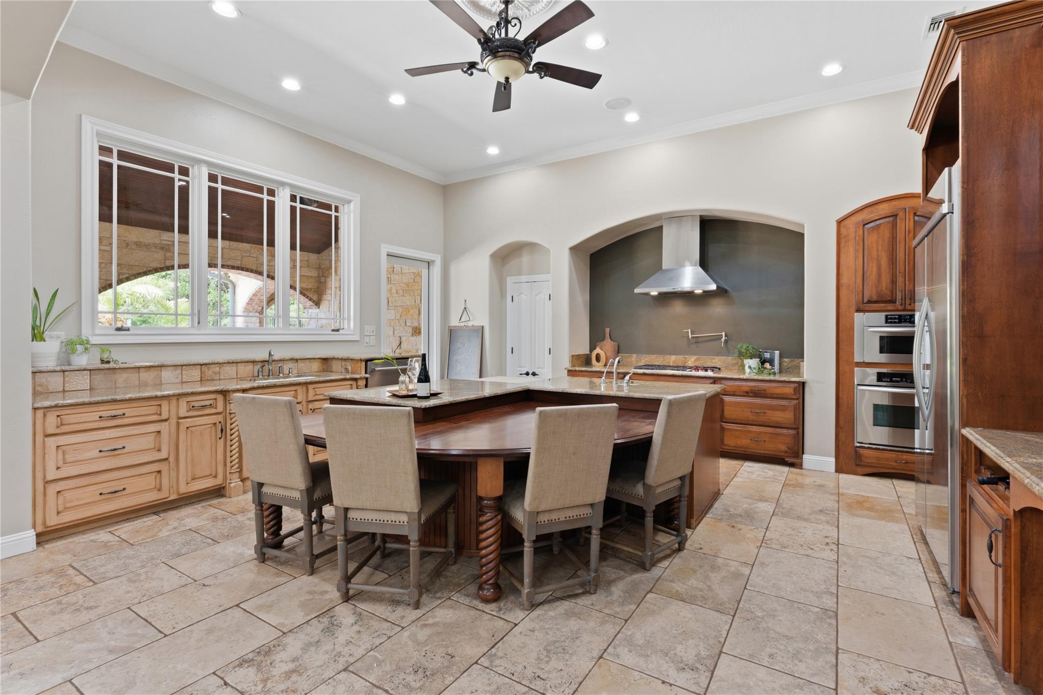 345 Leafdale TRL