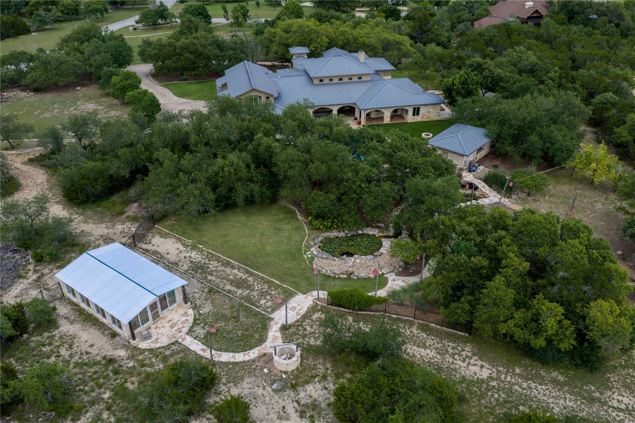 345 Leafdale TRL