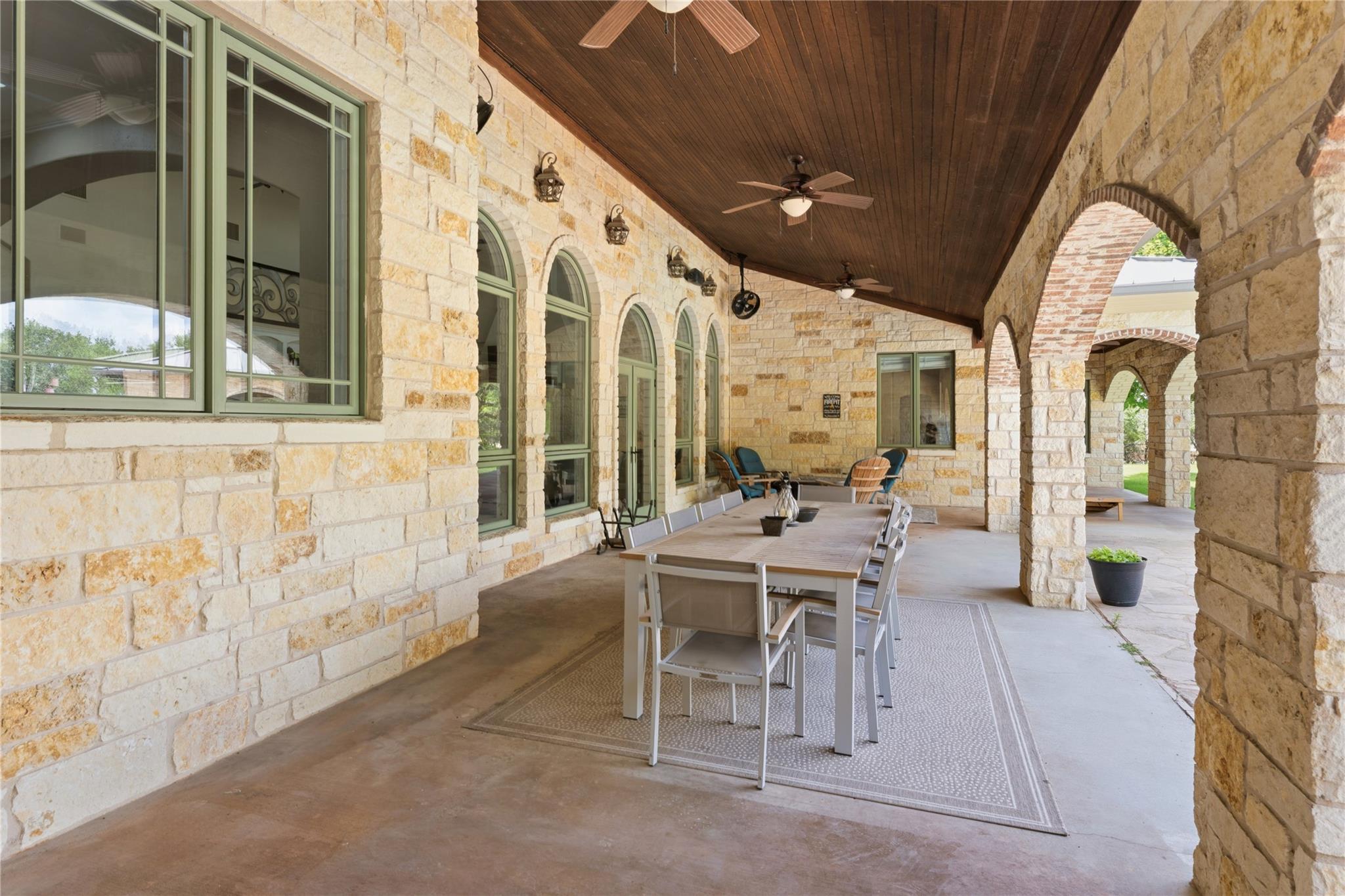 345 Leafdale TRL