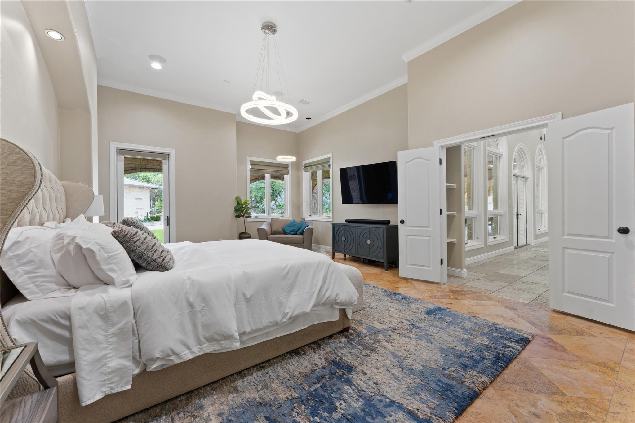 345 Leafdale TRL