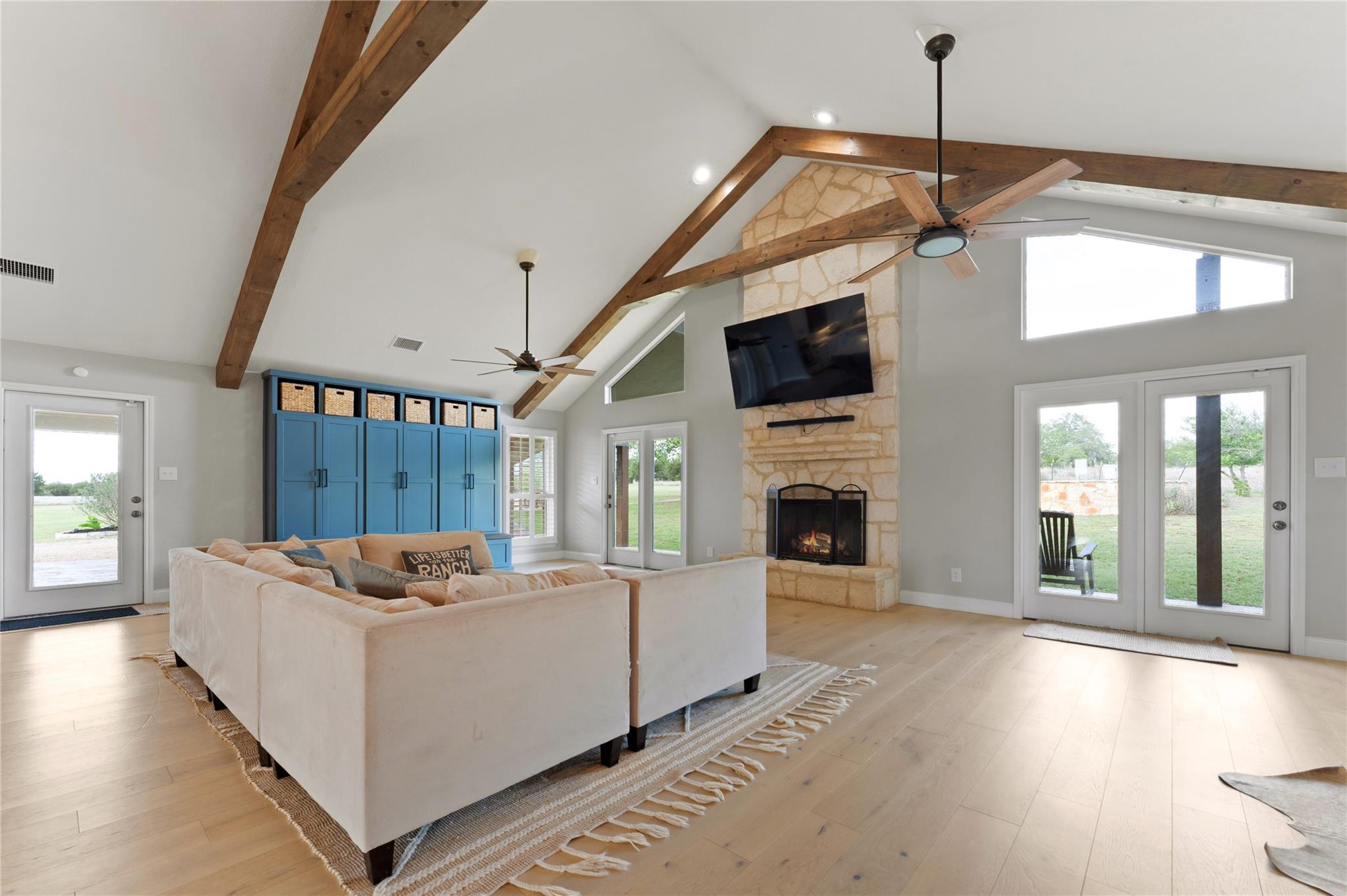 294 Hidden Creek DR