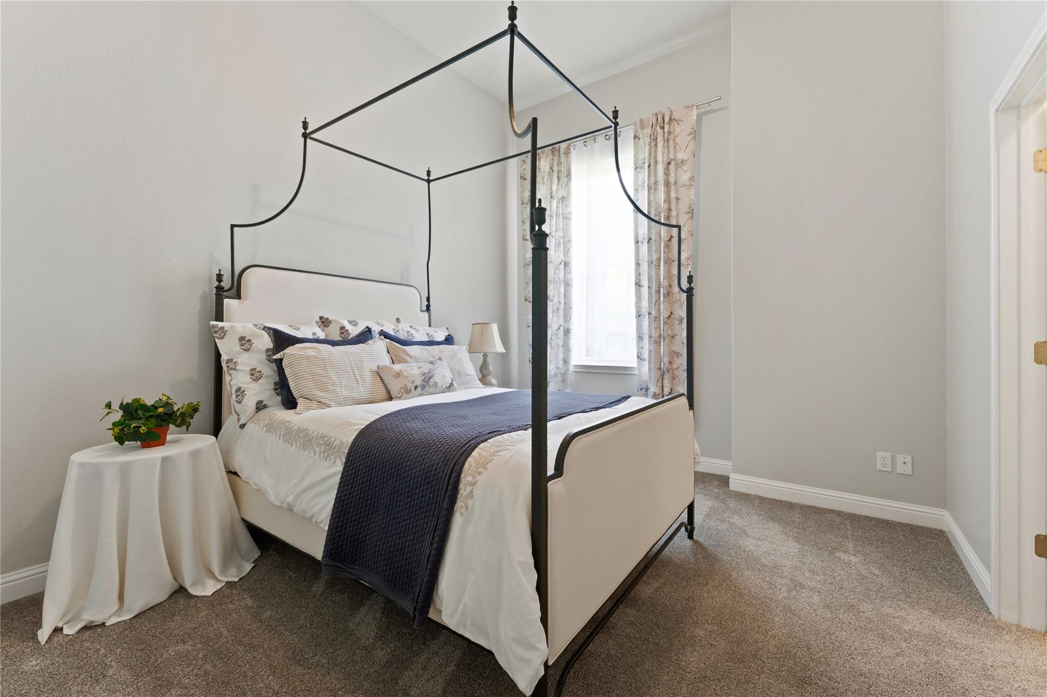 220 Mallet CT